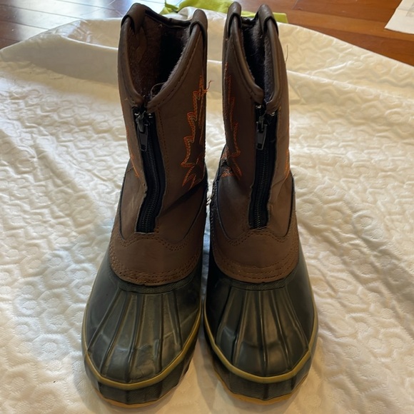 Polar Edge Insulation Boots Kids Boys Size 6Y Cowboy Duck Style Snow Play - Picture 2 of 6